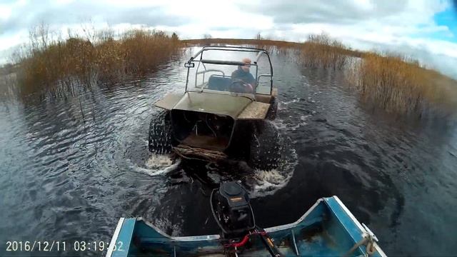 Легкий вездеход заплыв смотреть онлайн