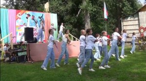 Флеш-моб "Матушка-земля" - День молодёжи 2024