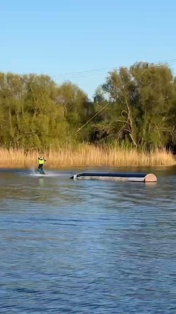 Что лучше сапбординг или вейкбординг? смотреть онлайн
