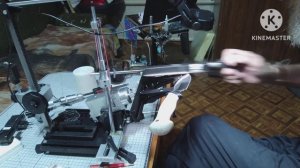 Позиционирование ножа шкуросьемника в губках. Заточк?