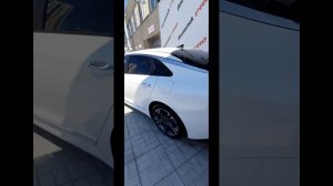 Обзор на Kia K5 Седан 2.0 AT (168 л.с.) Белый 2019 г.