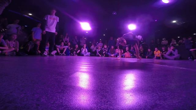 Скруджи Баттл_Break Про_ Биэм VS Кот