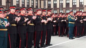 Сергей Меняйло поздравил курсантов Северо-Кавказского Суворовского военного училища с последним звон