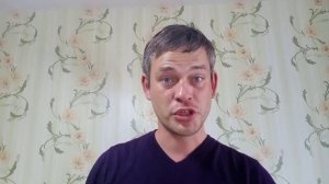 Папа собирается в командировку. София шутит над папой.