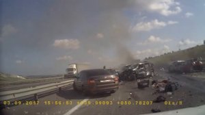 Столкновение фуры с 33 автомобилями под Воронежем
