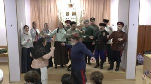 У ворот гусли вдарили