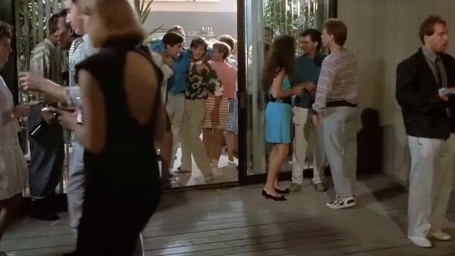 Уик-энд у Берни (1989) -720p- Lion_Lee 2021 поздний перевод (with my logo) смотреть онлайн