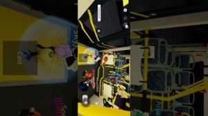 поехал в кривом автобусе в роблоксе