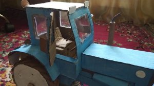 Трактор Т-40 АМ який я зробив власноруч з картону