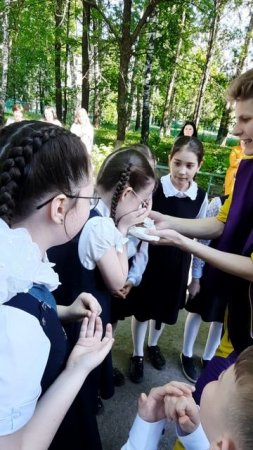 Челендж Лизни или Откуси