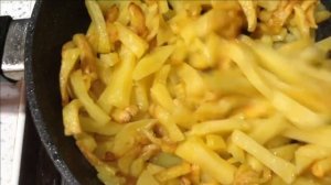 ЖАРИТ БАБУШКА КАРТОШКУ.ТАКОГО РЕЦЕПТА ВЫ НЕ НАЙДЁТЕ В ИНТЕРНЕТЕ!