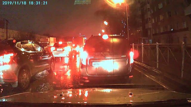 Видеорегистратор для магнитолы Ночь  город дождь