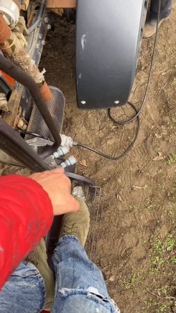Цепляем прицеп к трактору