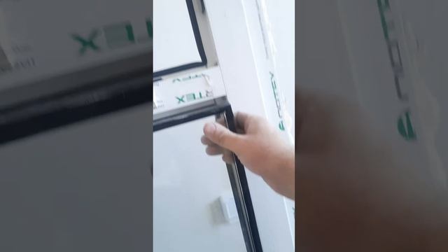 Как разобрать ПВХ (пластиковую) дверь. Часть 1 смотреть онлайн