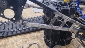 Замена гусянки динго т125