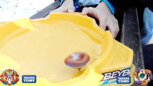 XCALIUS X4 КОПИЯ против ЭКСКАЛИУС ИКС 4 ОРИГИНАЛ обзор, отличия, БИТВА BeyBlade Burst