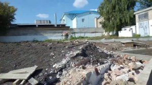 БИТУМНОЙ КРАСКОЙ красят, вместо БИТУМА, такое только в