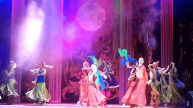 Bahara - образцовый ансамбль индийского танца "Ситара" смотреть онлайн