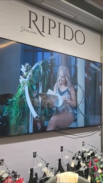 Съёмка купальников для выставки линджири в Москве.