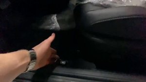 Hyundai Elantra LUX 2024 г. Лиса рулит