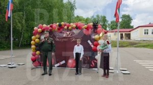 Сегодня в школах прозвенели последние звонки для выпускников 9 и 11 классов