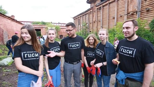Творческая молодежь присоединилась к субботнику