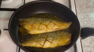Простая в приготовлении СКУМБРИЯ В СОЕВОМ СОУСЕ 😋🦈 E