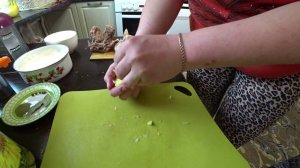 Щи с крапивой и клецками