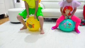 Miss Katy|Мисс Кэти Катя и папа справляются с икотой