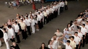 Кадетский бал - торжественный, трогательный. Танцы, променады, игры. Детский лагерь Орлёнок