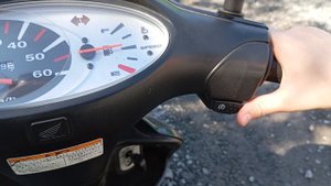 Как завести скутер Хонда Дио 56