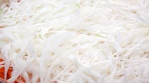 Быстрая маринованная капуста острая
