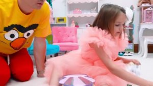 Miss Katy|Мисс Кэти Катя и ее смешные игры с папой