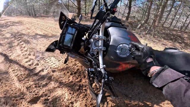 Super Tenere  XT1200ZE и коварство песка смотреть онлайн