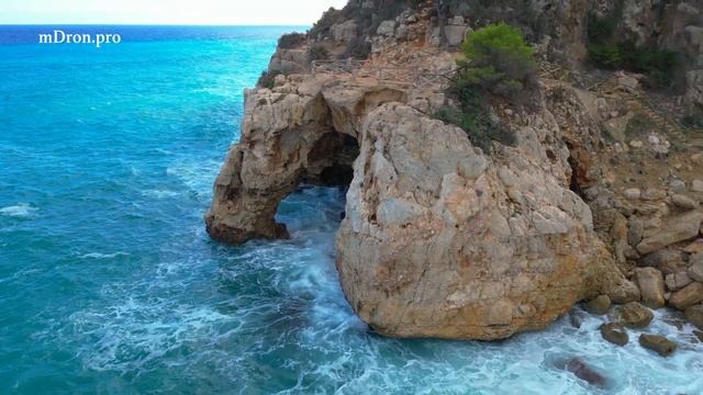 САМЫЕ КРАСИВЫЕ МЕСТА ПЛАНЕТЫ: Лагуна Кала де Морайг, Б? смотреть онлайн