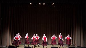 8. Брови