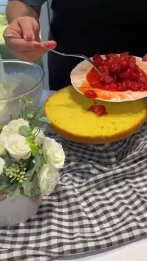 Клубничный торт 🍓