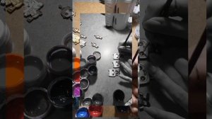 Покраска значков