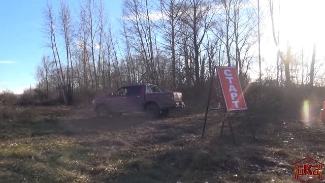 Фрагмент с автосоревнований «Внедорожник-2017»