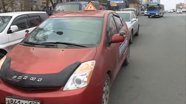 Торопливость на дороге девушки-водителя стала причин?