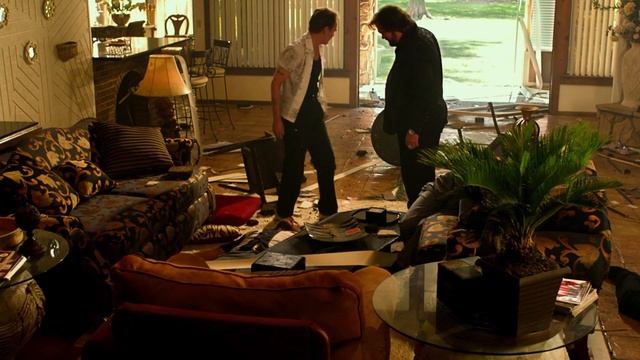 Бэйтаун вне закона смотреть онлайн