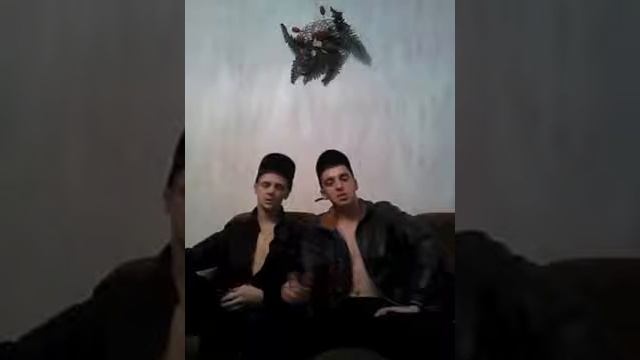 Что это было?Прикололись пацаны.Под блатных они канают. смотреть онлайн