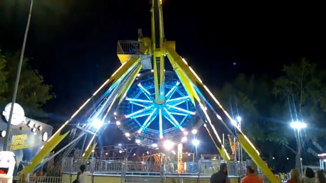 Крутой аттракцион смотреть онлайн