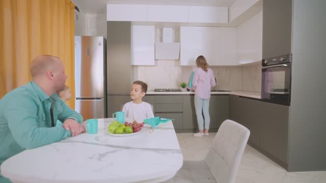 Промо онлайн портала SpeechMe 4k | Видеосъемка в Пензе Samsonov Media #реклама #production #пенза
