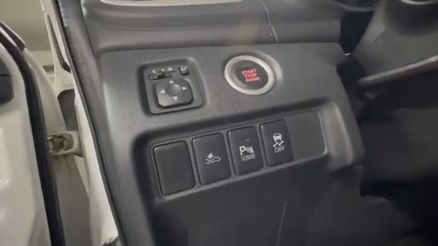 Mitsubishi Pajero Sport 2018 г. Лиса рулит смотреть онлайн