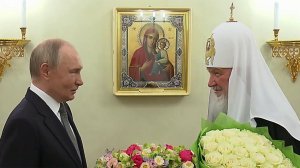 Владимир Путин поздравил патриарха Кирилла с Днем тезоименитства