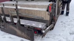 Быстросъемный механизм на асфальтоукладчик