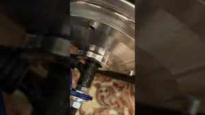 Мотор колесо от гироскутера , нарезка резьб, переделка