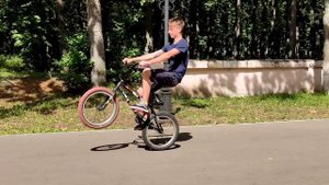 Как сделать МЭНУАЛ на БМХ | How to MANUAL on BMX.