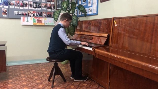 Зинченко Глеб -  П.И. Чайковский - "Русская пляска" смотреть онлайн